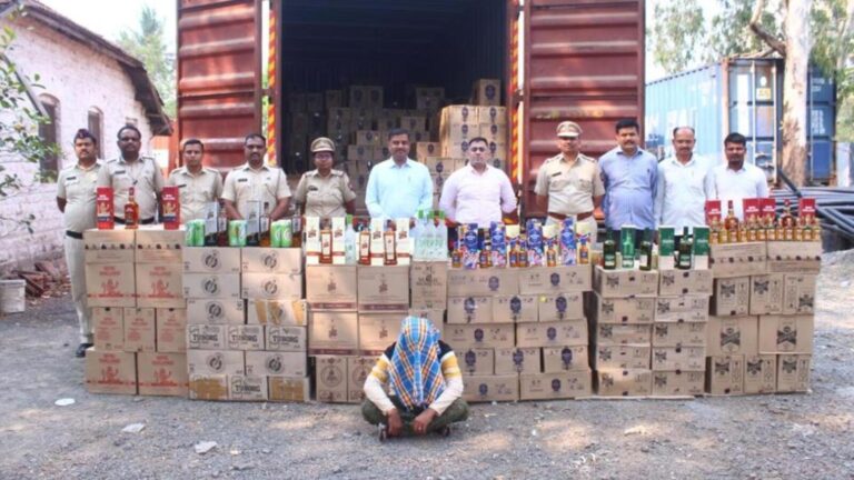 🚨 वसई में अवैध शराब भट्टी पर पुलिस की बड़ी कार्रवाई!