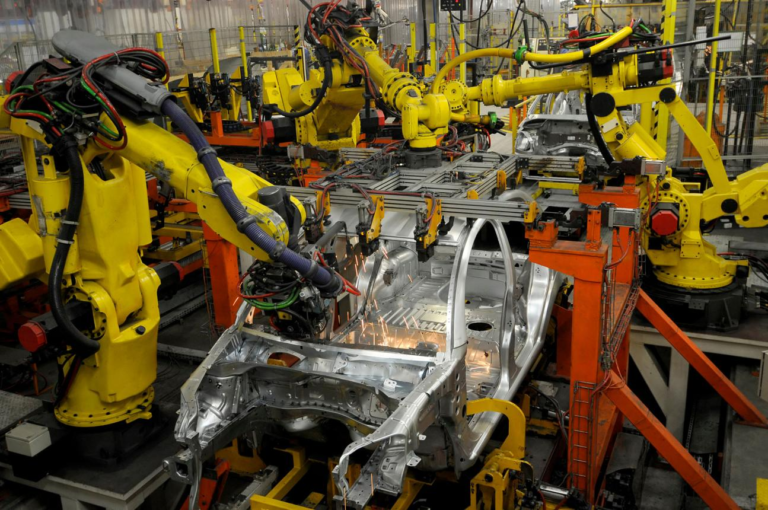 Toyota महाराष्ट्र निवेश 2026: राज्य में 3 नए प्लांट, रोजगार के बड़े अवसर